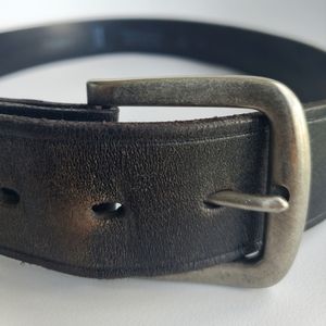 Levi's leather belt sz medium 34-36 inches dark brown silver hardware